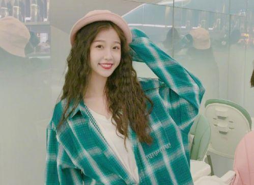 赵志伟虞书欣生活照,镜头下的温馨日常